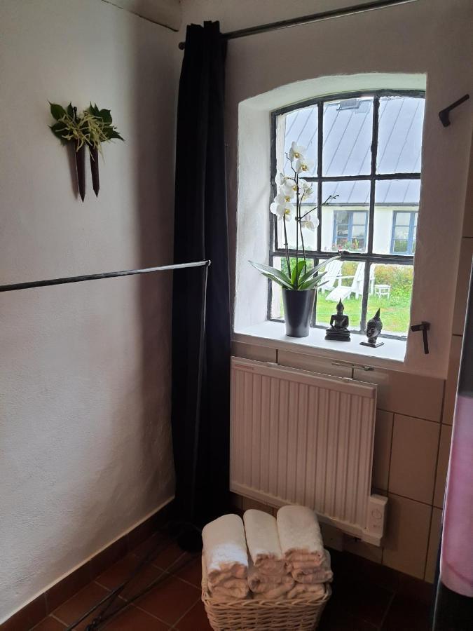 4B Oesterlen Bed & Breakfast Tomelilla Kültér fotó