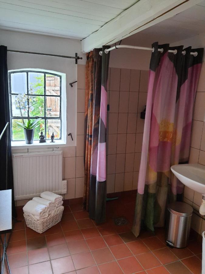 4B Oesterlen Bed & Breakfast Tomelilla Kültér fotó