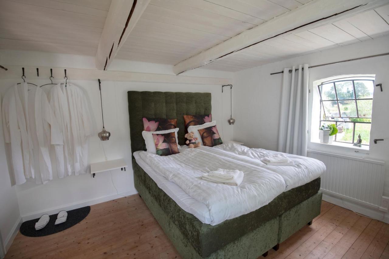 4B Oesterlen Bed & Breakfast Tomelilla Kültér fotó